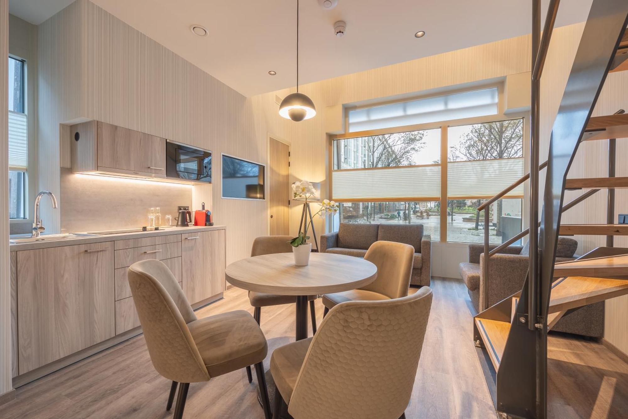 Ramada Scheveningen Hotel-restaurant 3*